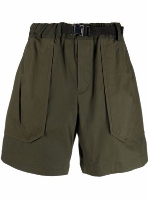 sacai high-waisted cargo-shorts - Green