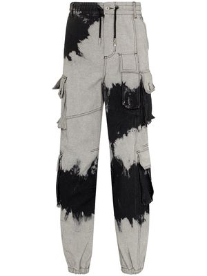 Feng Chen Wang tie-dye cargo jeans - Grey