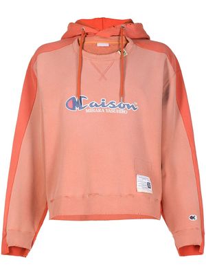 Maison Mihara Yasuhiro logo-print hoodie - Orange