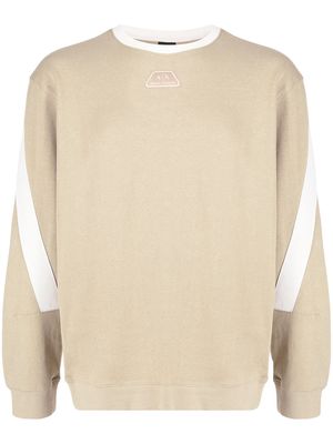 Armani Exchange logo-patch sweatshirt - Brown