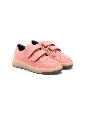 Acne Studios Kids touch strap tennis sneakers - Pink