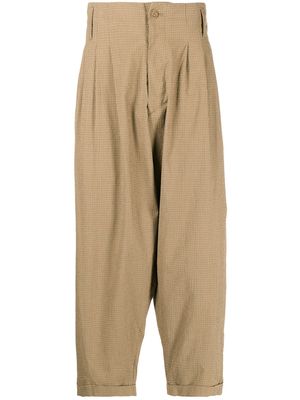 YMC Creole peg-leg cropped trousers - Brown