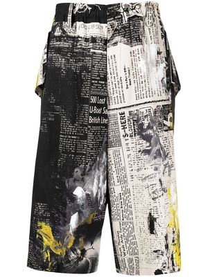 Yohji Yamamoto graphic-print bermuda shorts - White