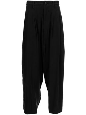 Yohji Yamamoto drop-crotch tapered silk trousers - Black