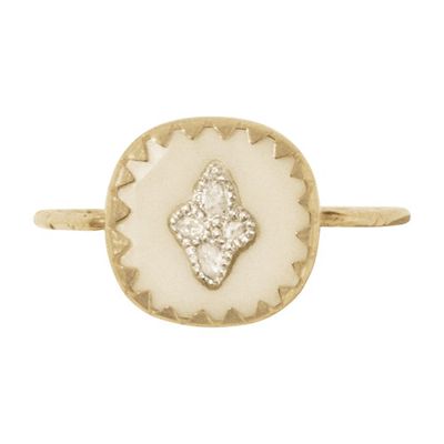 Pierrot ring white