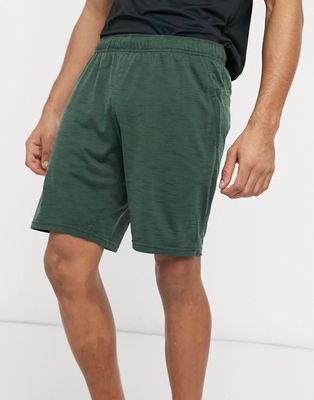 Nike Yoga Hyperdry shorts in khaki-Green