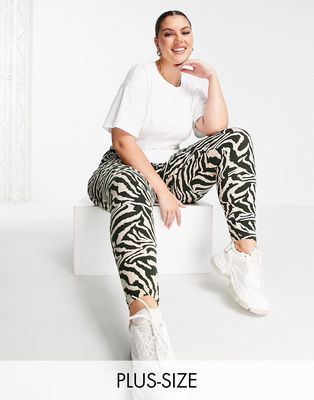 Noisy May Curve leggings in cream zebra print-Brown