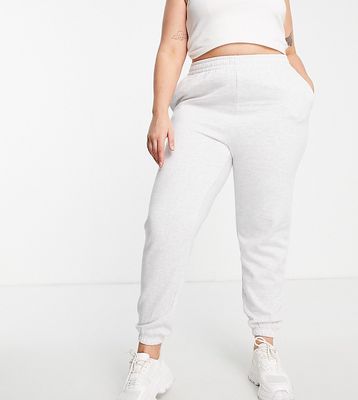 New Look Curve cuffed sweatpants in light gray