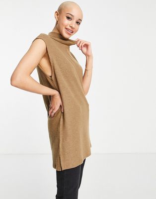 Pieces high neck knit sweater vest in camel-Neutral