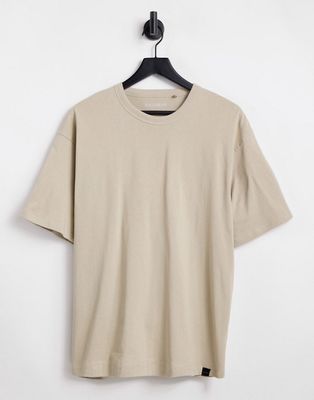 Pull & Bear oversized t-shirt in beige-Neutral