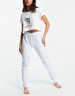 Loungeable undercover zebra t shirt and legging pyjama set in pale blue-Multi