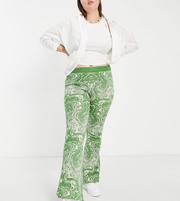 Daisy Street Plus relaxed knitted flares in green marble - part of a set