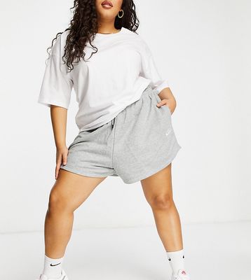 Nike Plus Club Essential shorts in gray-Grey