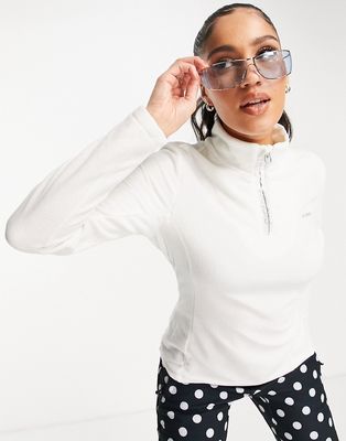 Protest MUTEZ 1/4 zip top in white