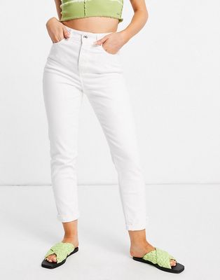 New Look waist enhance mom jeans in white