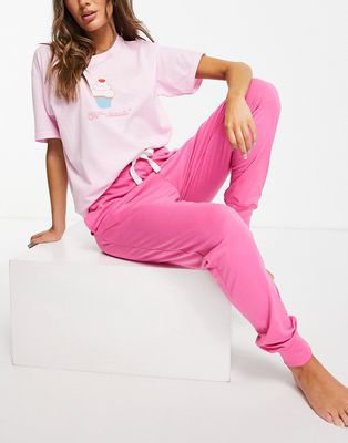 Heartbreak cupcake dreaming long pajama set in pink