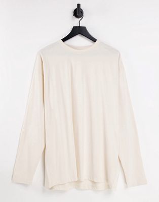 New Look long sleeve t-shirt in stone-Neutral