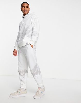 Topman Signature mountain print sweatpants-White