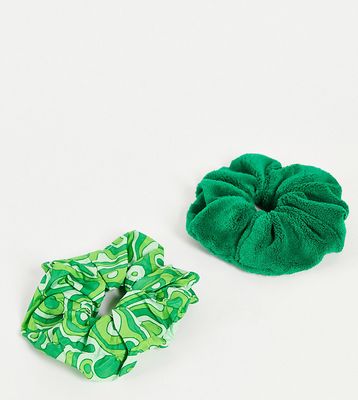 The Flat Lay Co. X ASOS Exclusive Scrunchie Set - Green Lava Lamp Print and Green Towel-Multi