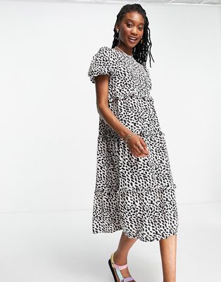 Influence tiered smock dress in animal print-Black