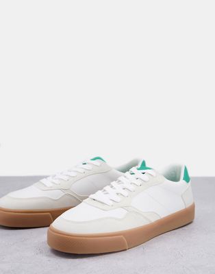 Pull & Bear retro sneakers with rubber sole in white