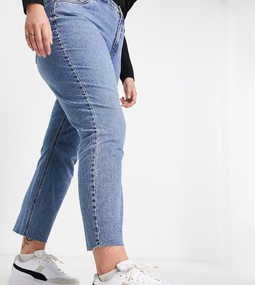 Vero Moda Curve Brenda straight leg jeans in mid blue-Blues