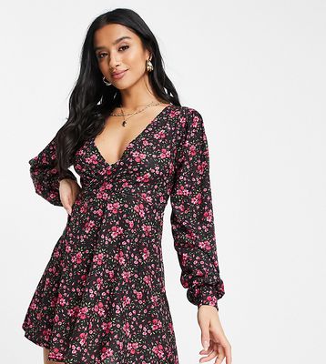 Missguided Petite wrap dress in black floral