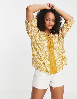 En Crème smock blouse in yellow paisley with neck detail set