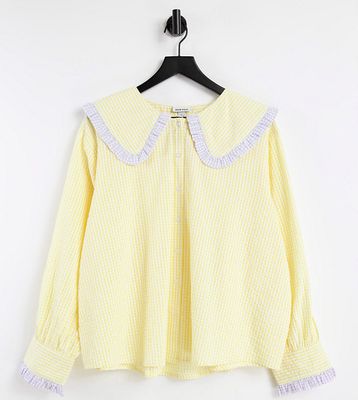 Neon Rose Plus relaxed shirt with oversized collar in gingham-Yellow