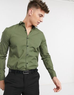 New Look long sleeve poplin shirt in khaki-Green