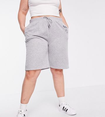 Noisy May Curve exclusive longline sweat shorts in gray-Grey
