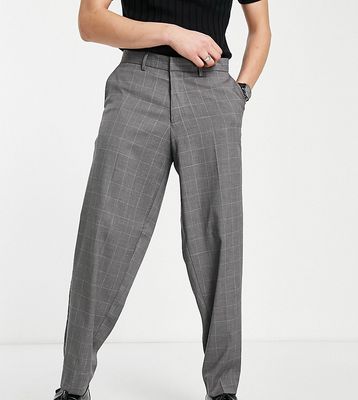 New Look loose fit pleated smart pants in gray windowpane check