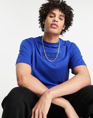 Siksilk oversized t-shirt in blue with logo badge