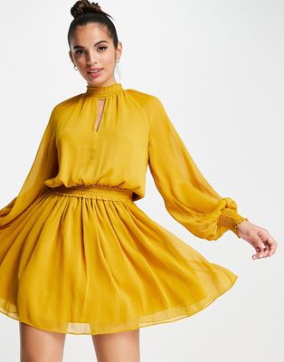 Ever New 70s keyhole long sleeve mini dress in mustard-Yellow