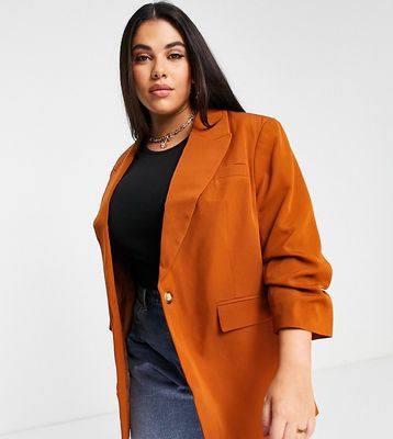 River Island Plus single breasted dad blazer in brown