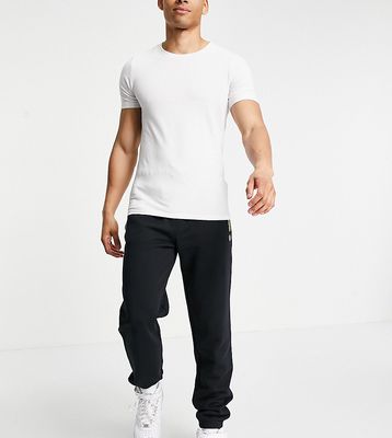 Fred Perry logo sweatpants in black