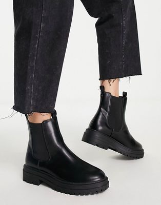 Lipsy chunky chelsea boots in black