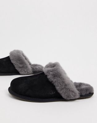 UGG Scuffette II slippers in black and grey