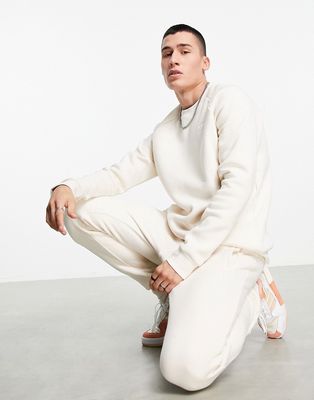 adidas Originals Essentials sweatshirt in wonder white