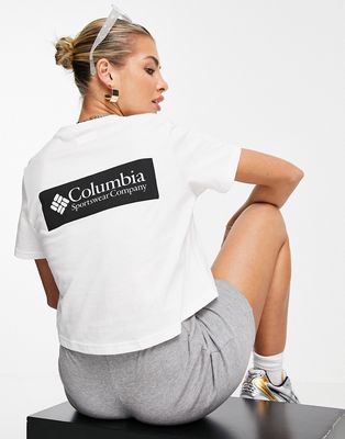 Columbia North Cascades backprint cropped t-shirt in white