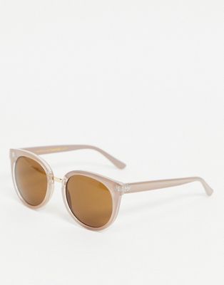 A.Kjaerbede Gray womens oversized cat eye sunglasses in gray-Grey