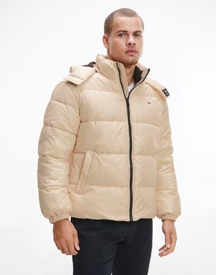 Tommy Jeans essential hooded puffer jacket in stone-Neutral