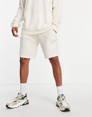Topman oversized knit shorts in ecru-White