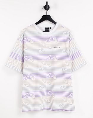 Nicce strata print t-shirt in lilac-Purple