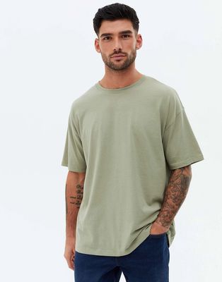 New Look oversized t-shirt in khaki-Green
