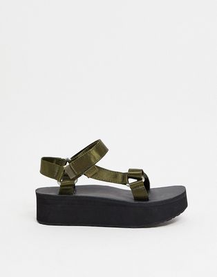 Teva flatform universal chunky sandals in olive-Green