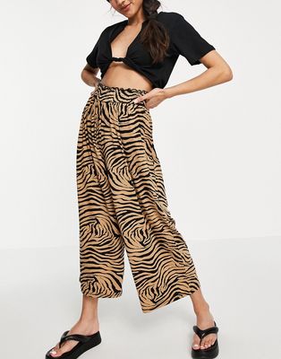 ASOS DESIGN shirred waist culotte in animal print-Multi