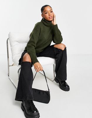 New Look roll neck sweater in khaki-Green