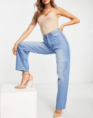 I Saw It First slouch fit jeans in mid blue wash-Blues