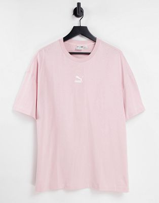 Puma Classic small logo T-shirt in pink